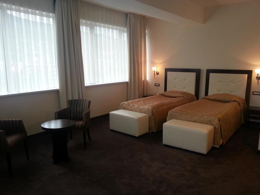 Tcc Grand Plaza Hotel Skopje Exterior photo