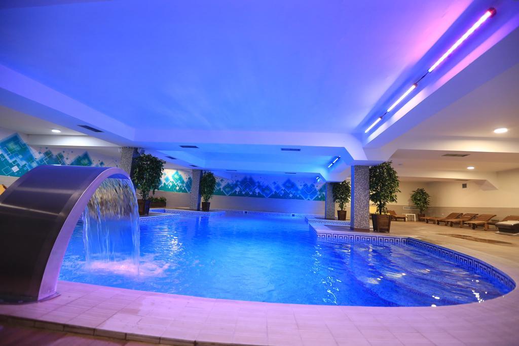 Tcc Grand Plaza Hotel Skopje Exterior photo